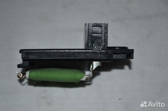 Резистор печки Ford Focus 00-04 Резистор печки Ford Focus 00-04