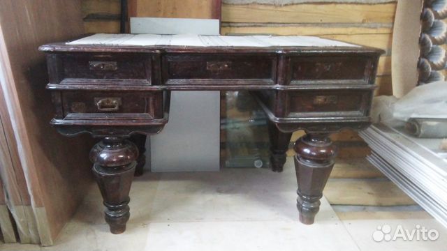 Стариный стол времён Есенина
