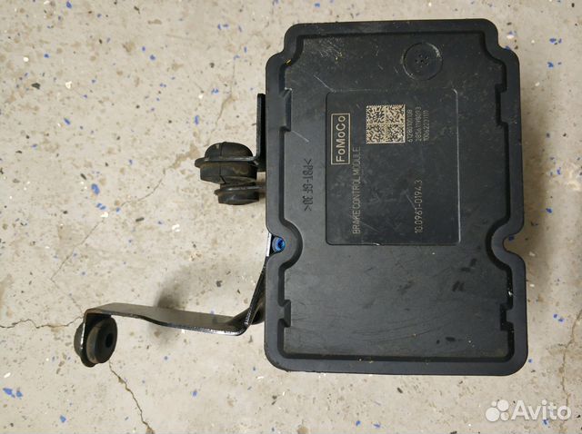 Блок ABS Ford Focus 3 с 2011г. BV61-2C405-AJ