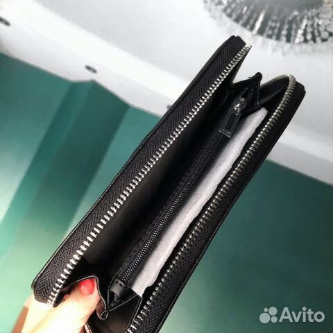 Новый кошелёк органайзер guess оригинал Новый кошелёк органайзер guess оригинал