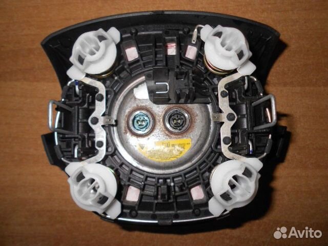 Airbag рулевая Audi Q7 с 2012 г. в