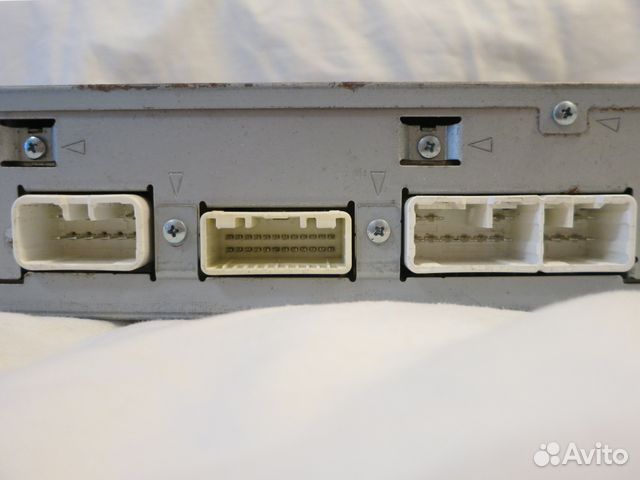 Усилитель звука для Toyota Land Cruiser 200 2008 Усилитель звука для Toyota Land Cruiser 200 2008