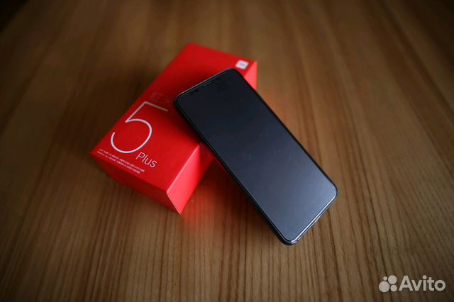 Новый Xiaomi Redmi 5 Plus 4/64 Black
