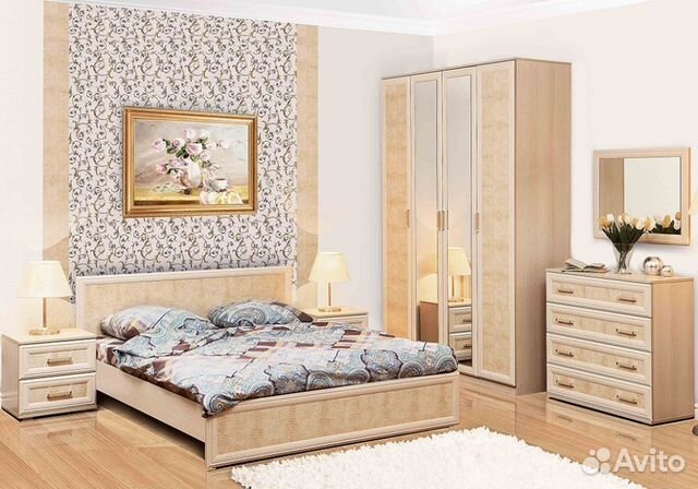 Спальный гарнитур