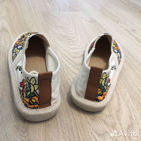 Слипоны, тапочки