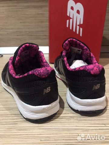 Кроссовки New Balance женские