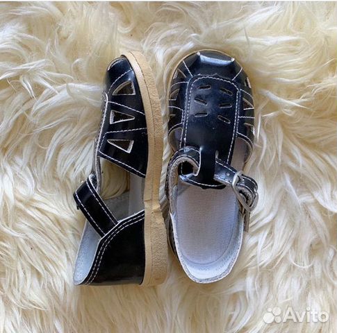 Сандали детские 22-23р новые Сандали детские 22-23р новые