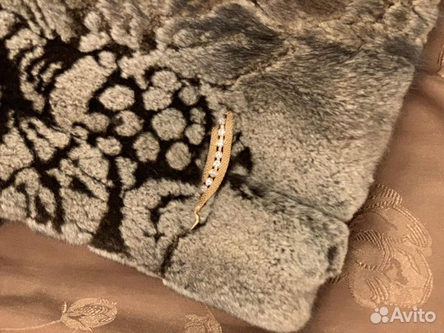 Шуба из коротко стриженной норки с соболиным ворот Шуба из коротко стриженной норки с соболиным ворот