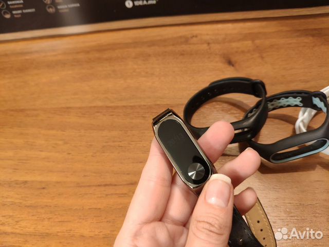 Xiaomi mi band 2 + браслеты к нему