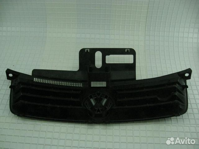 Решетка радиатора VW Polo 4 2001-2005 Решетка радиатора VW Polo 4 2001-2005
