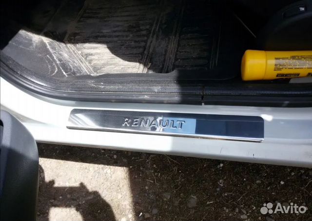 Накладки на пороги Renault Logan Накладки на пороги Renault Logan