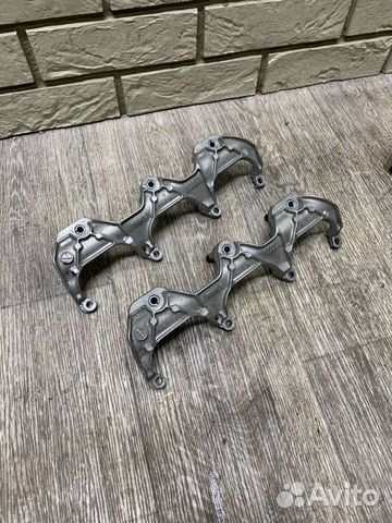 Audi Q5 SQ5 8R Кронштейн распределителя топлива 3л