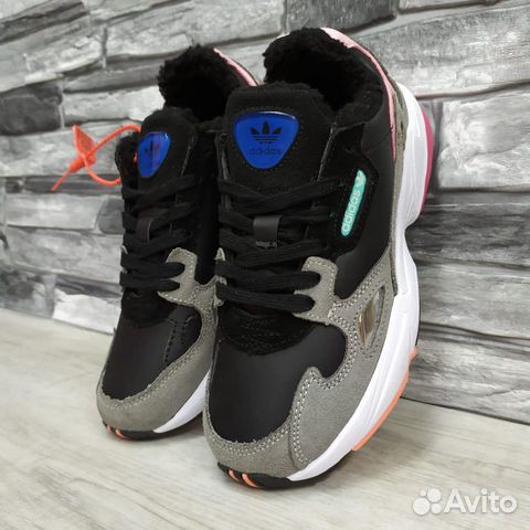 Кроссовки Adidas Falcon Na008-1168 Кроссовки Adidas Falcon Na008-1168