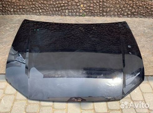 Audi Q8 капот