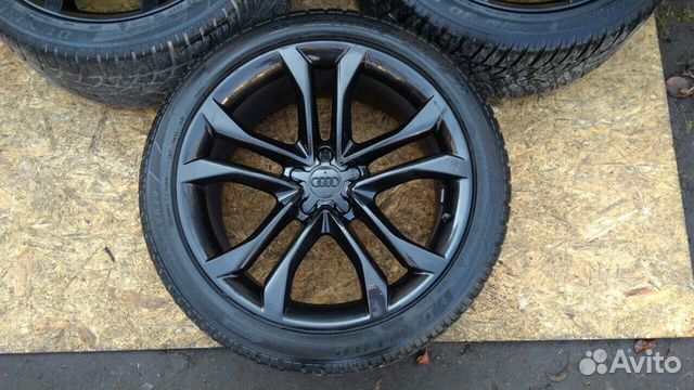 Колеса R20 Audi S8 A8 D4 4H A7 A6 комплект оригина Колеса R20 Audi S8 A8 D4 4H A7 A6 комплект оригина