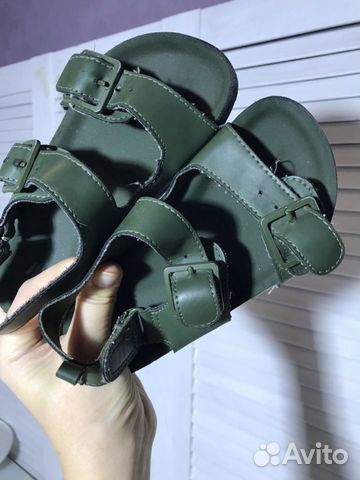 Сандали 28 размер + подарок кроссовки