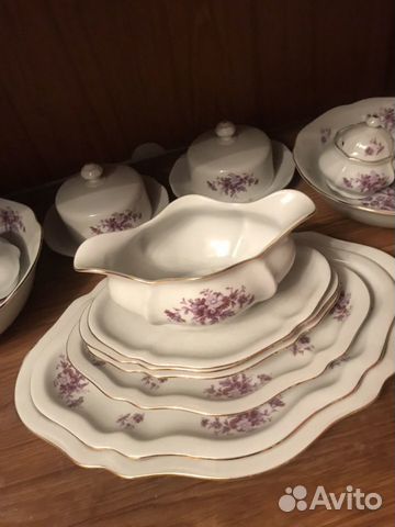 Фарфоровый сервиз Фарфоровый сервиз