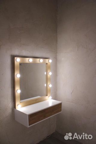 Зеркало гримерное + консоль из дуба Зеркало гримерное + консоль из дуба