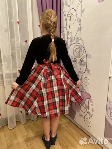 Нарядное платье