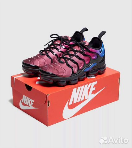 nike vapormax hyper violet