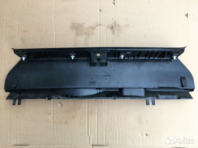 Обшивка панели замка багажника Mercedes C-kl w204