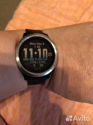 Смарт часы Garmin Vivoactive3