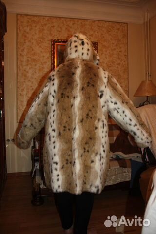 Шуба из синтетического меха Шуба из синтетического меха