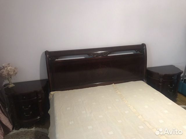 Спальный гарнитур