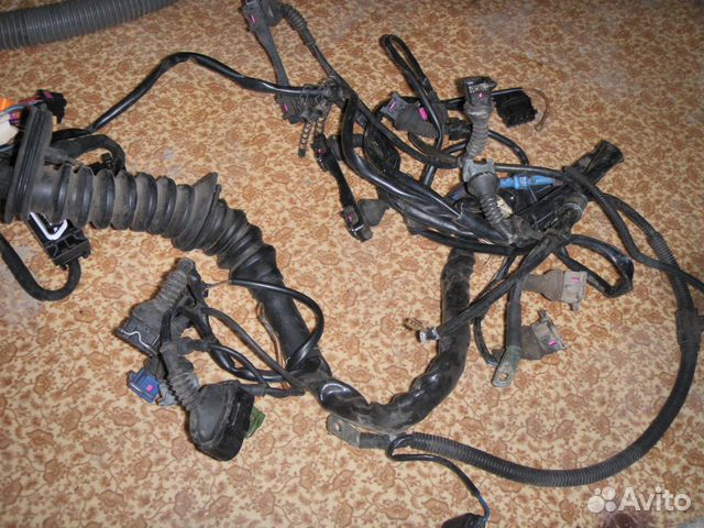 Блок управления дв 1.8 ADR 8D0907558F vw passat b5