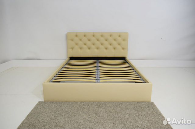 Кровать двуспальная