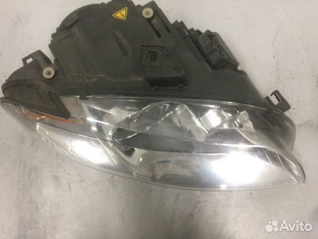 Фара передняя правая Audi A4 B7 2007 Фара передняя правая Audi A4 B7 2007