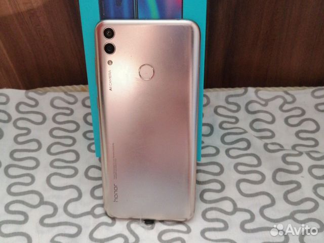 Смартфон Honor 8c