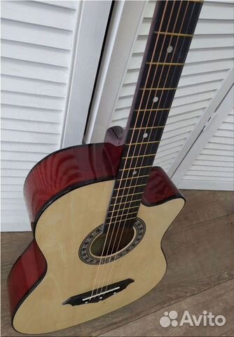 Гитара новая
