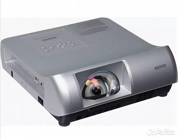 Sanyo plc. Sanyo PLC-wl2500. Проектор Sanyo PLC. Мультимедийный проектор Sanyo PLC xl20. Профессиональный видеопроектор Sanyo 1990 года.
