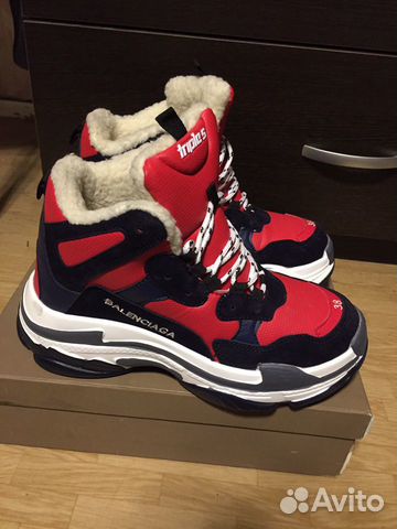 Новые тёплые кроссовки Balenciaga