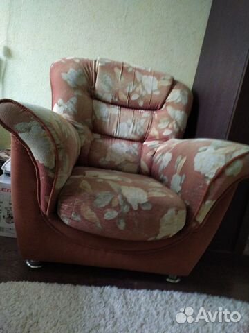 Продам диван и 2 кресла в хорошем состоянии