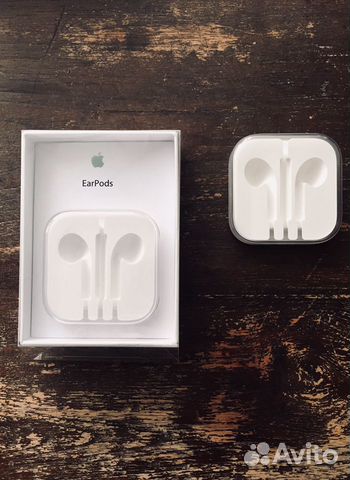 Коробки от наушников Apple EarPods Коробки от наушников Apple EarPods
