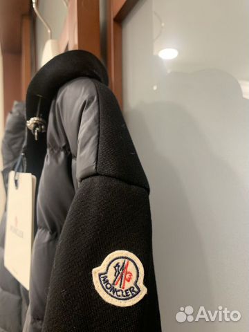 Куртка Moncler новая оригинал Куртка Moncler новая оригинал