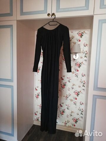 Плате черное с вырезом. Шикарное Плате черное с вырезом. Шикарное