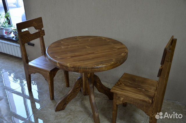 Стол круглый из дерева. Массив Сосны Стол круглый из дерева. Массив Сосны