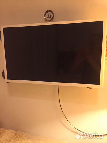 Телевизор SAMSUNG Smart TV