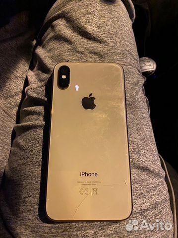 Телефон iPhone