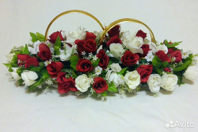 Свадебные украшения - кольца на крышу автомобиля