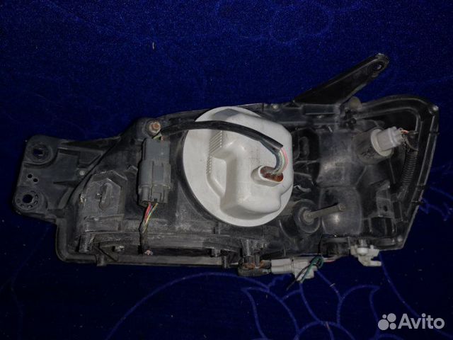 Фара передняя правая Subaru Legasy BE