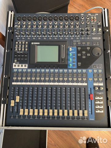 Микшерный пульт Yamaha 01v96