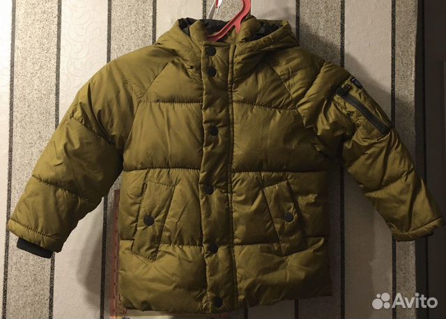 Куртка Zara Kids сезон осень/весна, утеплённая Куртка Zara Kids сезон осень/весна, утеплённая