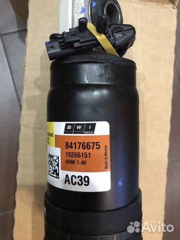 Амортизатор подвески Escalade Tahoe задний оригина