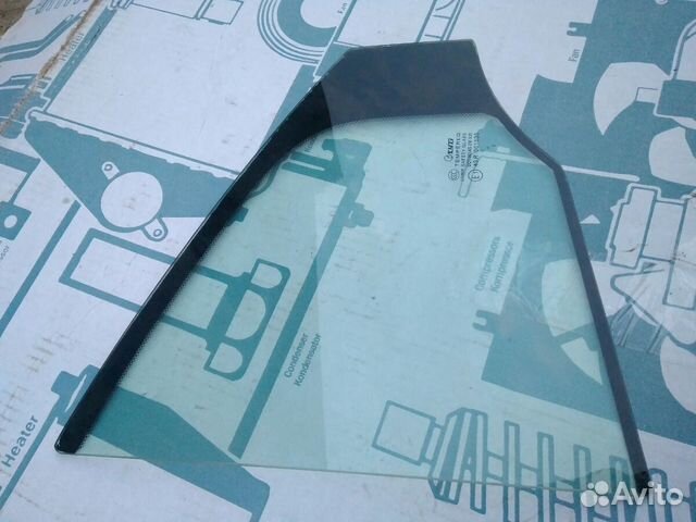 Форточка задняя левая Nissan Primera P12