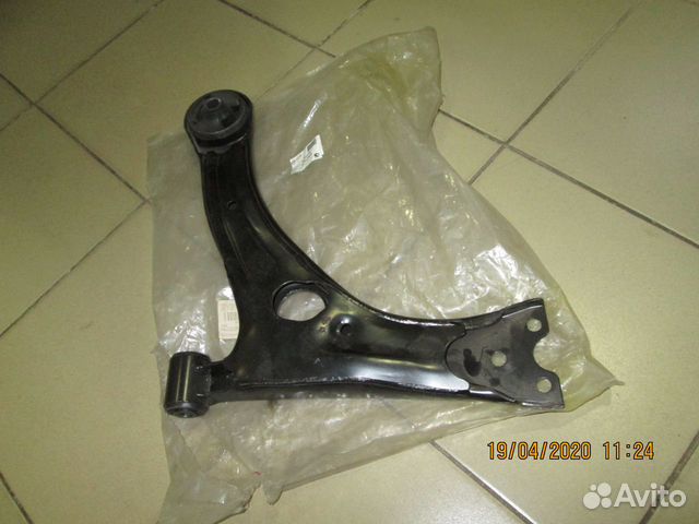 Рычаг подвески toyota Corolla 02-06 пер.нижн. прав Рычаг подвески toyota Corolla 02-06 пер.нижн. прав