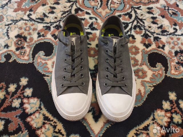 chuck taylor 2 grey